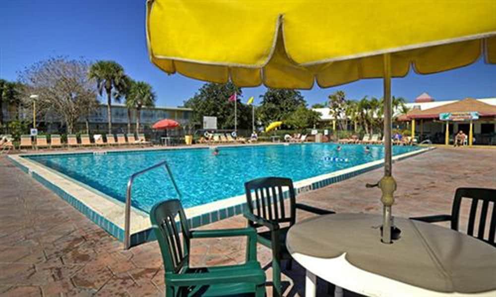 Seralago Hotel & Suites Main Gate East Kissimmee Εξωτερικό φωτογραφία